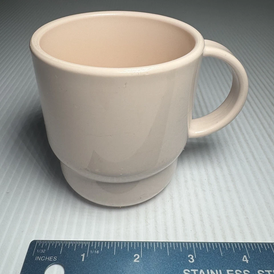Taza/taza de café vintage Tupperware rosa pálido de plástico apilable Foto 3 de 4