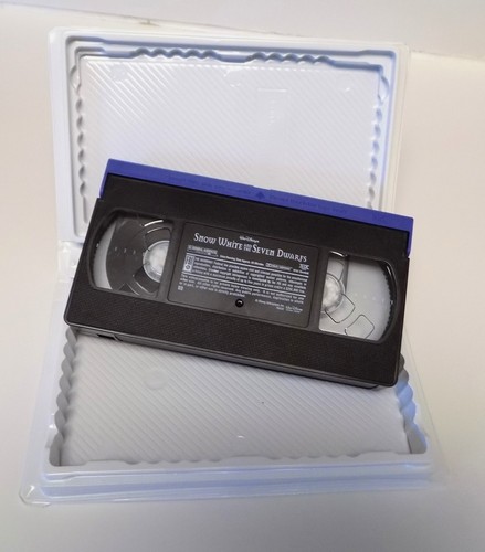 Snow White - PLATINUM EDITION – VHS - Bild 9 von 11