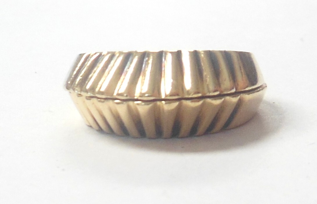 Solid 14K Yellow Gold 2 Part Split Clam Shell Cro… - image 5