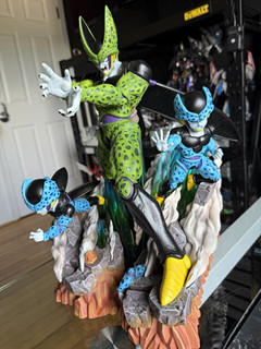 Sunyata Dragon Ball Z Cell & Cell Jr. Resin Statue Figure Diorama w/ Box