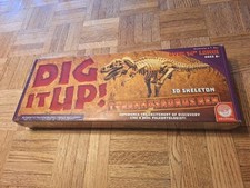 MindWare Dig It Up - Dino Model: Tyrannosaurus Rex- Ages 8  Sealed And New