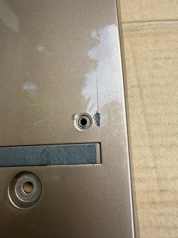 96-02 BMW Z3 купе задний номерной знак кронштейн б/у OEM цвет IMPALABRAUN - Изображение 2 из 4