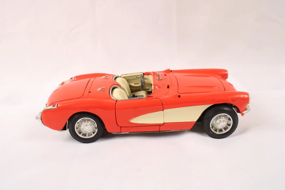 Road Tough 1957 Chevrolet Corvette 1/18 Scale Red Die-Cast Convertible Rough! - Image 4 of 4