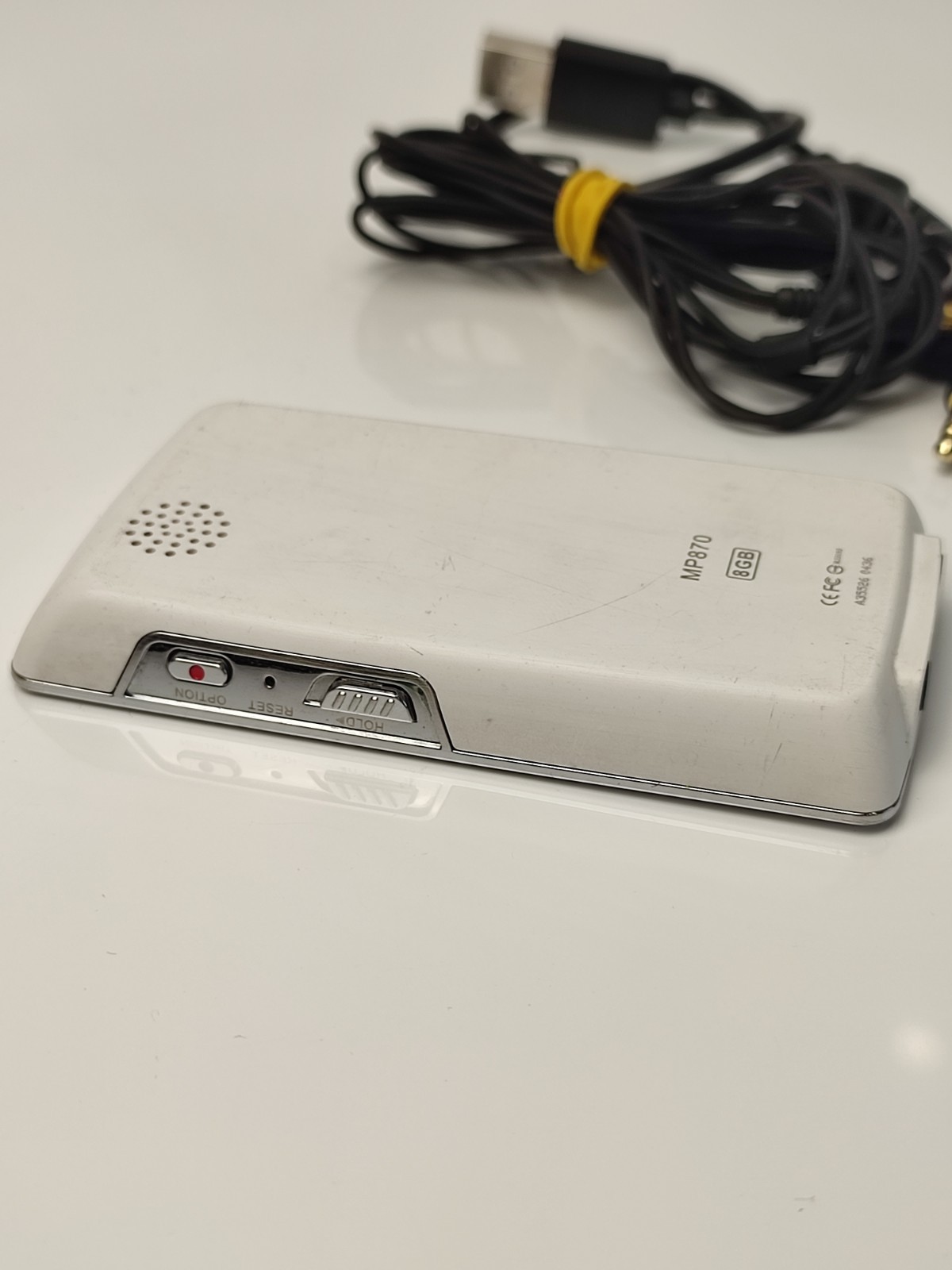 MP3 Player TRANSCEND Digital Music MP3 MP4 Player FM Radio 8GB MP870