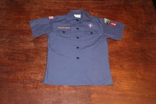 Boy Scouts of America BSA Youth Shirt Blue Medium Glued Patches Short Sleeve