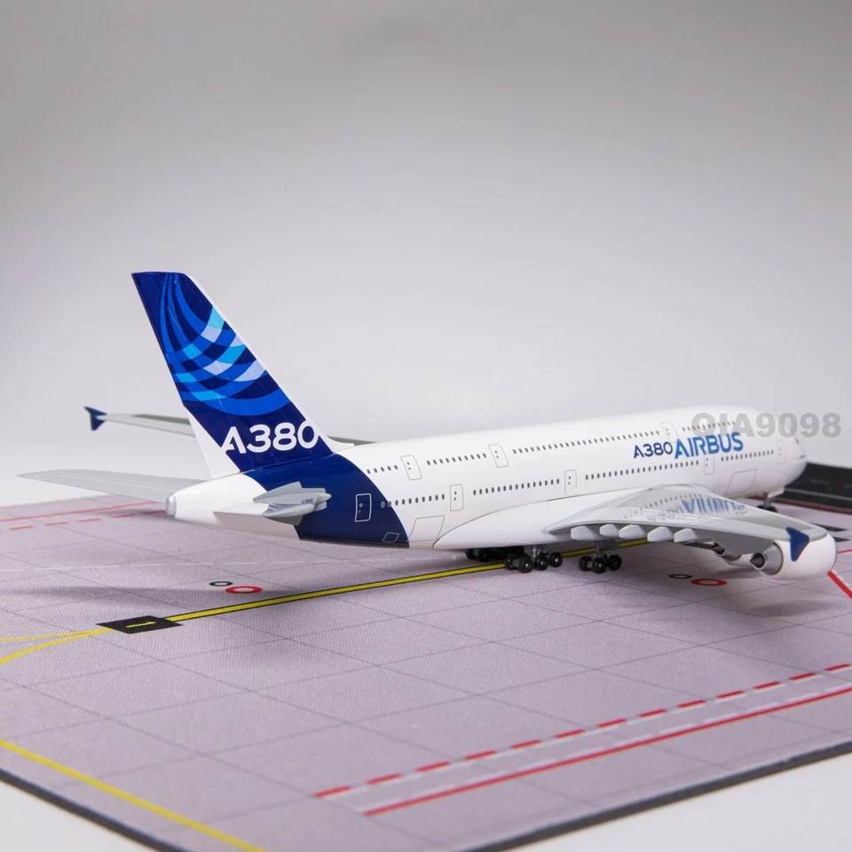 New 1/400 Scale Airbus A380 Passenger Plane Painted Aircraft Diecast Metal Model - Image 4 of 4