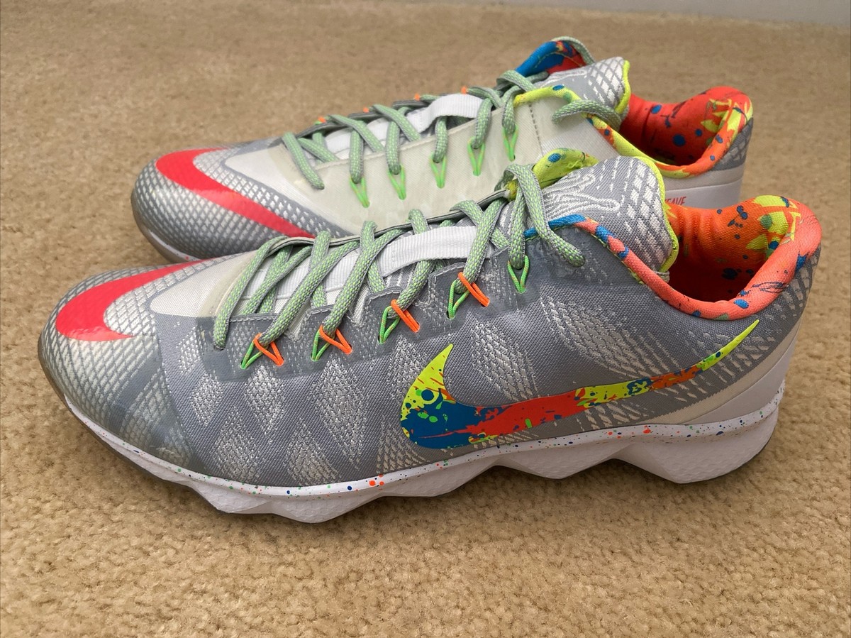 Nike CJ3 Calvin Johnson Trainer Size 14 Flyweave Salute 725231-001 Gray (READ) Amazon.com | Nike CJ Flyweave Trainer | Fitness & Cross-Training main image 2