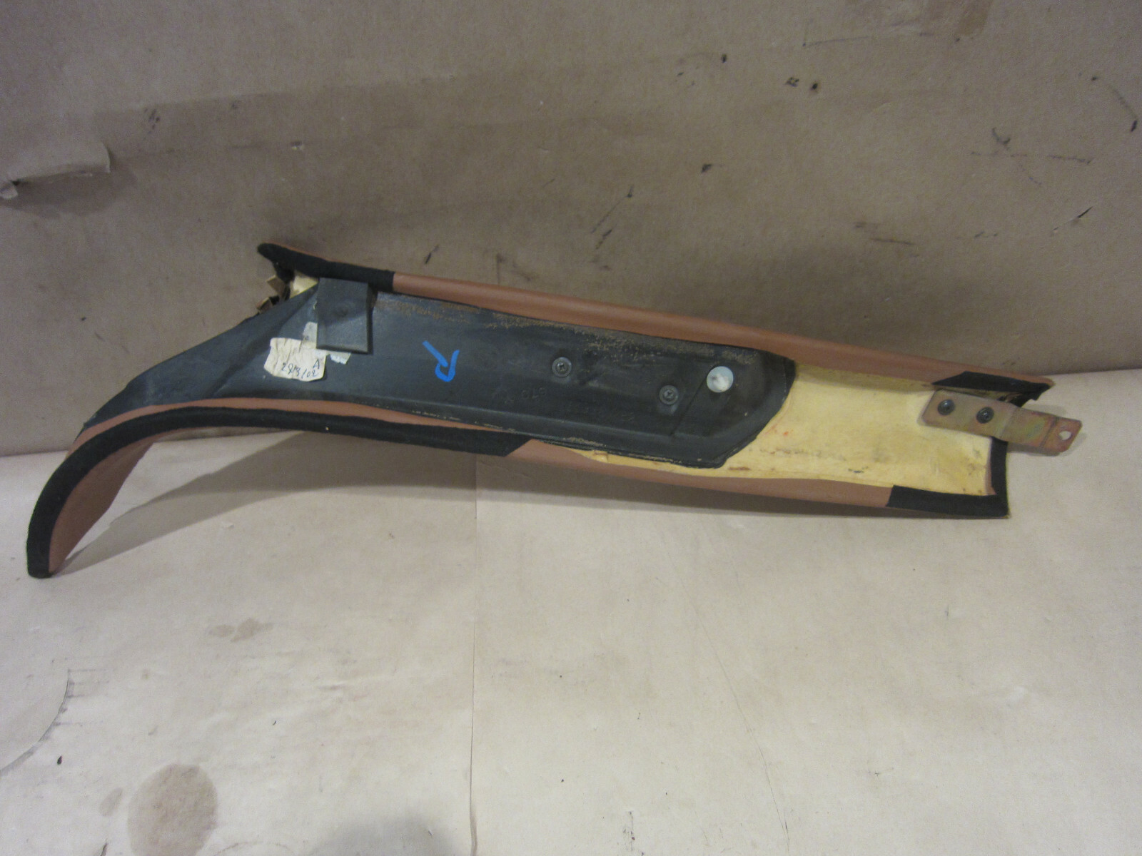 Maserati  4200 - RH Front A-Pillar Trim Panel Cover - Tan - P/N 981210200