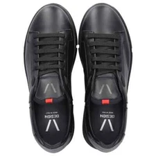 V Design - Low-Top Sneakers WSR05 calfskin - black