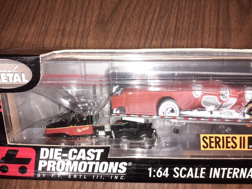 DCP 30148 Studebaker International 9100i Van Trailer 1/64 - Image 2 of 4