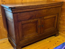 Buffet / Maie ancien(ne) de style Louis Philippe