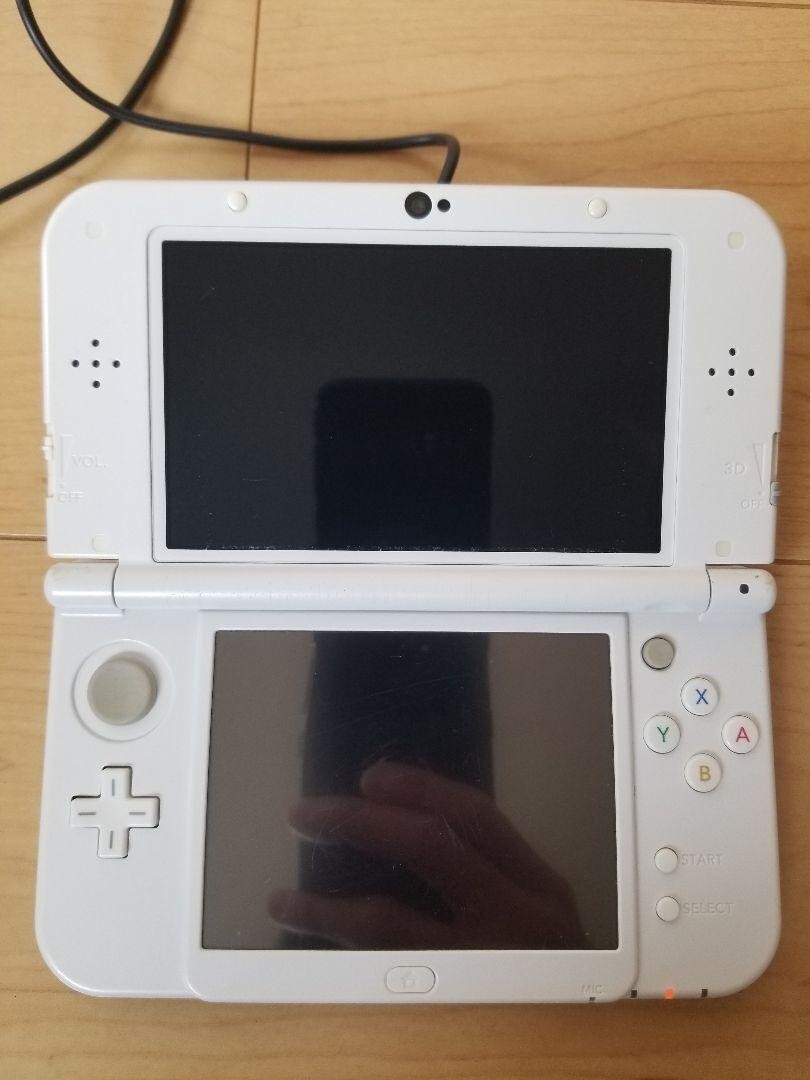 Nintendo ニンテンドー 3DS LL ホワイト Amazon.co.jp: ニンテンドー3DS LL ホワイト【メーカー生産終了