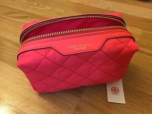 tory burch makeup bag