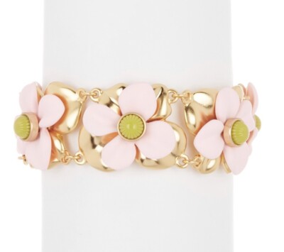 $124 Trina Turk Super Bloom Flower Stud 
