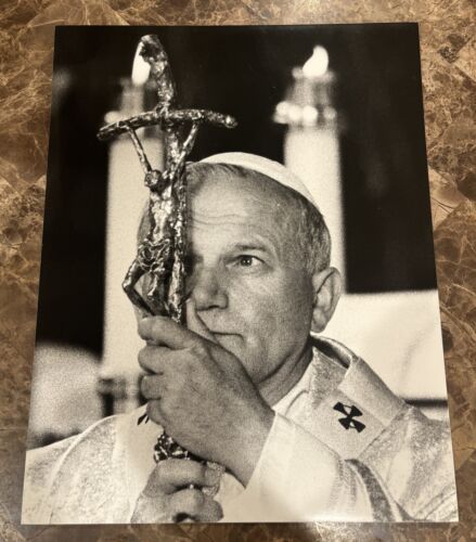 Pope John Paul II B/W 11x14 Photograph 1 - White House Photographer Barry Thumma - Picture 1 of 1