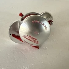 Accurate Boss Valiant 300 BV-300L Right Hand Reel Silver Red  USA Made
