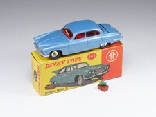 DINKY TOYS ENGLAND - 142 - Jaguar Mark X - Boxed