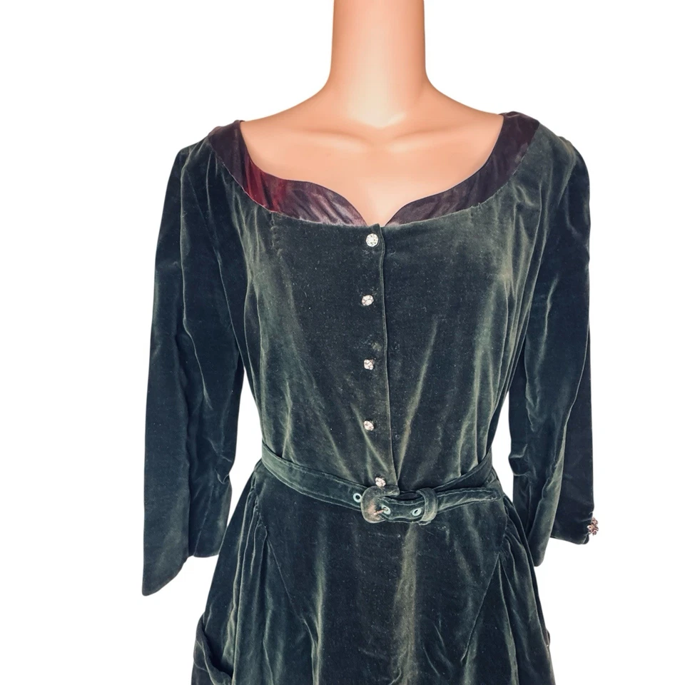 Vintage 40s WWII era Green Velvet Satin Trimmed Evening Dress Ruched size S - Image 2 of 4