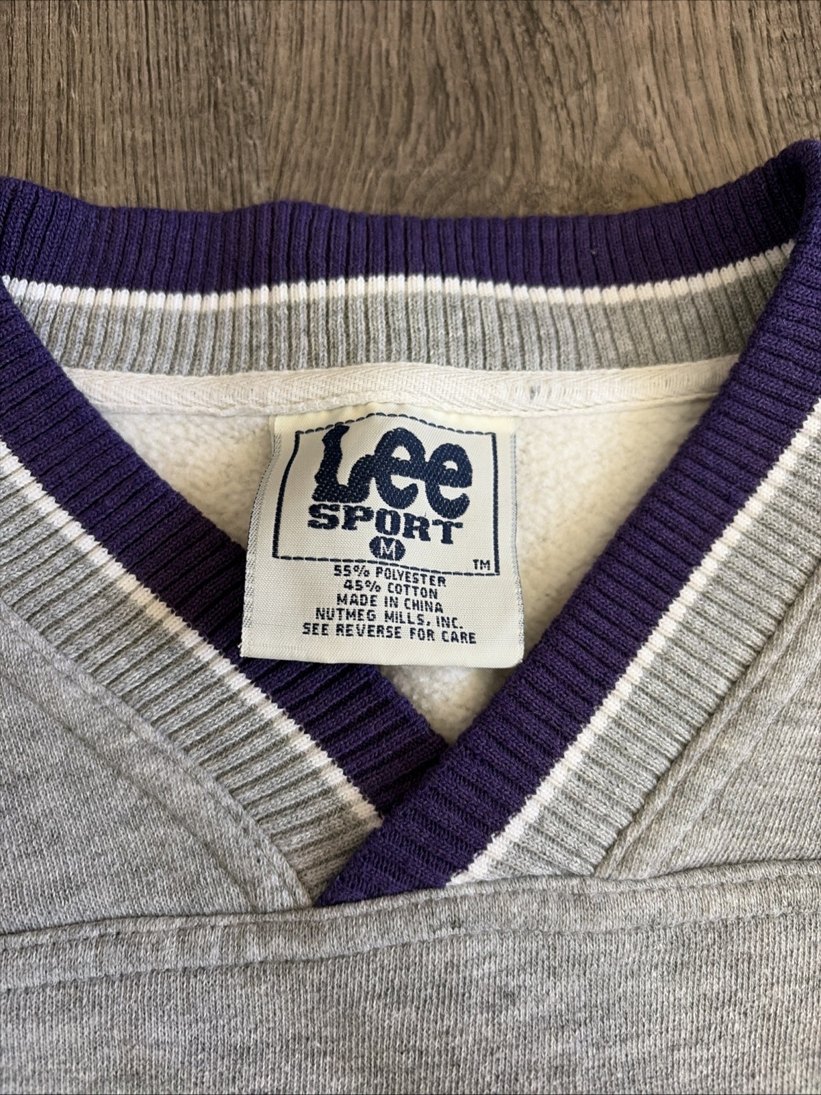 VINTAGE Lee Sport Phoenix Suns Grey Sweatshirt Men’s Size Medium thumbnail 3