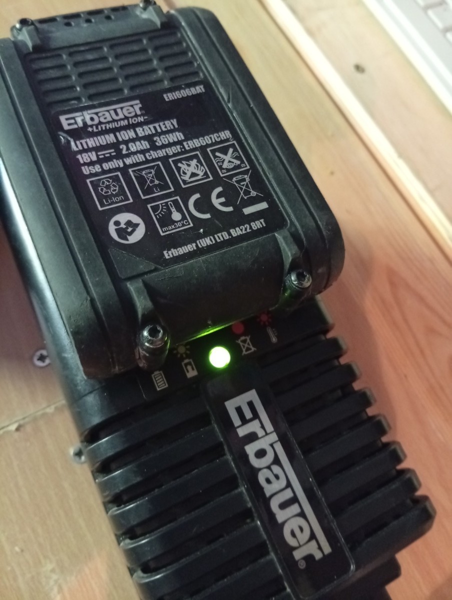Erbauer Eri606bat Erbauer Erb607chr 18v Battery Charger X3 Erbauer