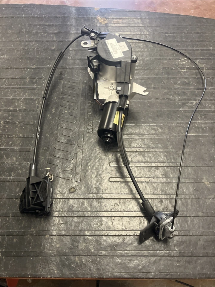 83820-A9000 2015-2020 Sedona Right Power Sliding Door Motor Genuine New - Image 2 of 4