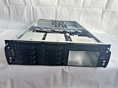 Chenbro RM31408 19'' Server Gehäuse mit 8-fach LFF Backplane & 600W PSU