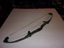 Vintage Bear Whitetail Hunter Archery Compound Bow