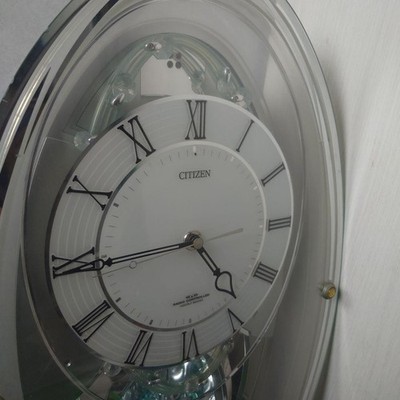 CITIZEN Small World Palmuise Season Swarovski Musical Wall Clock