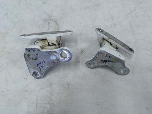 MITSUBISHI Colt 1.3 Petrol MK5 Left Side Door Hinges Top & Bottom