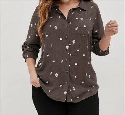 TORRID Blouse Button Front Shirt Skull Heart Star Print Brown Gray Size 1 1X