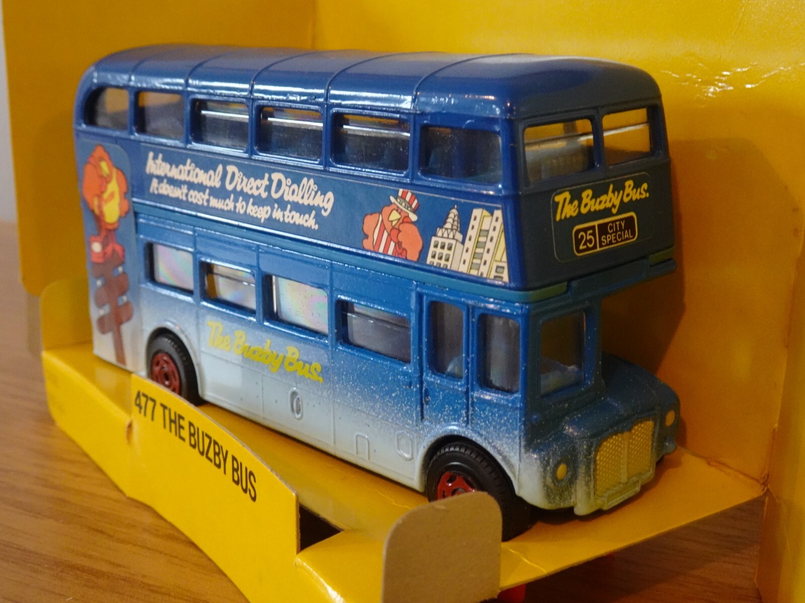 TOY BRITISH BT THE BUZBY BUS AEC ROUTEMASTER RM BUS MODEL