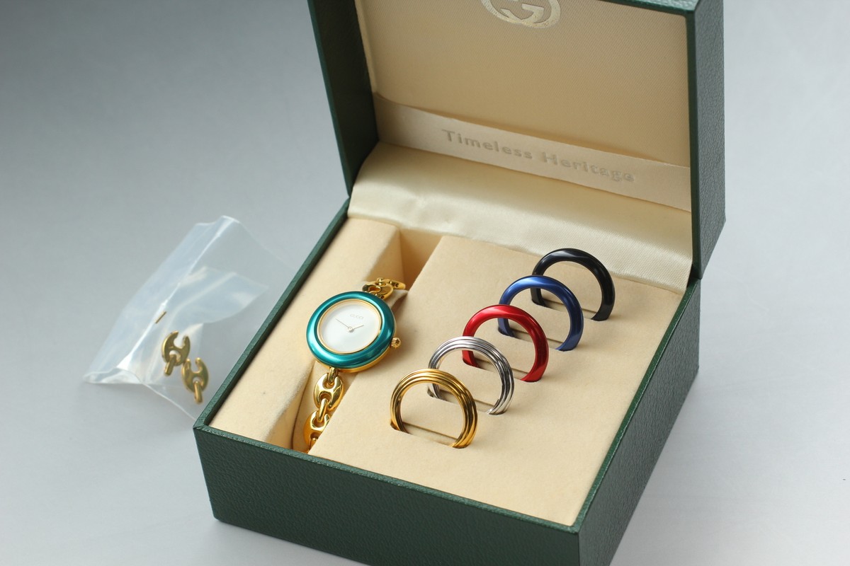 Vintage Gucci Change Bezel 11/12.2 6 Colors Watch from JAPAN