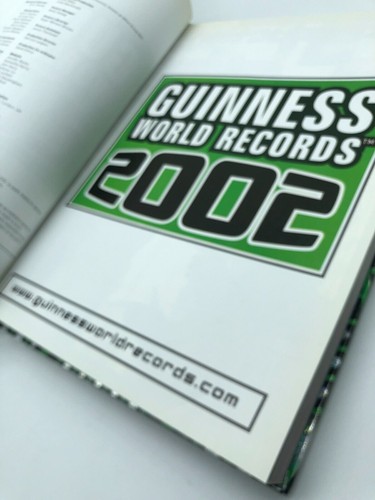 Guinness World Records 2002 - Hardcover Book Great condition - Picture 13 of 16