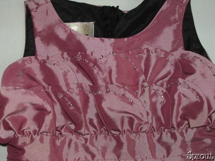 ISOBELLA & CHLOE y vestido 8 tafetán usado en excelente estado precioso  Foto 2 de 4