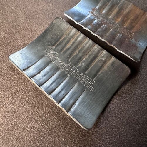 2x VINTAGE METAL SAFTY RAZOR "THE KEENA BLADE SHARPENER" MADE IN ENGLAND - Picture 2 of 5