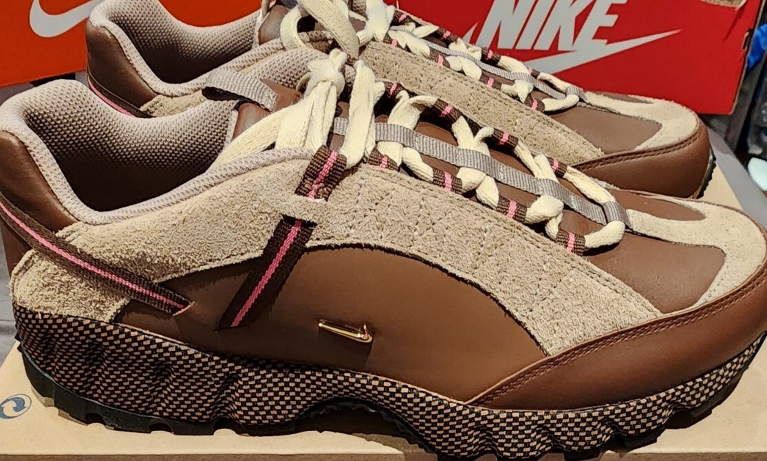 Nike Air Humara x Jacquemus Ale Brown DR0420-200 Women's 11