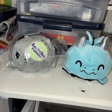 TeeTurtle Reversible Plush Set Of 2