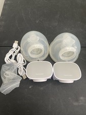 Gently Used Momcozy S9-D Wearable Electric Breast Pump - White