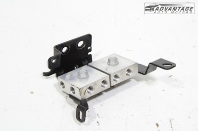 2020-25 GMC SIERRA 2500 HD CREW CAB 4WD BRAKE PROPORTIONING VALVE & BRACKET OEM