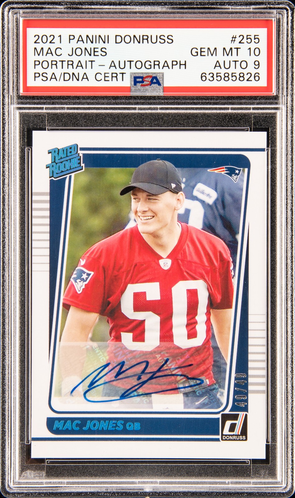 Mac Jones Panini Donruss #255 Portrait-Autograph