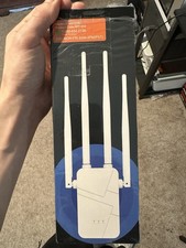 Long Range WiFi Extender and Repeater 300Mbps Dual Band