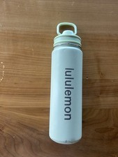Bouteille d'eau sport Lululemon Retour à la vie en acier inoxydable couvercle isolé 24 oz cadeau NEUF