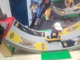 LEGO Island Xtreme Stunts: Skateboard Challenge (6738) Complete With Manual 