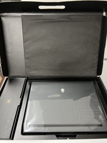 2022 Alienware x15 R2 - i7-12700H / 16GB / 1TB SSD / 15.6 QHD 240Hz RTX 3070 Ti