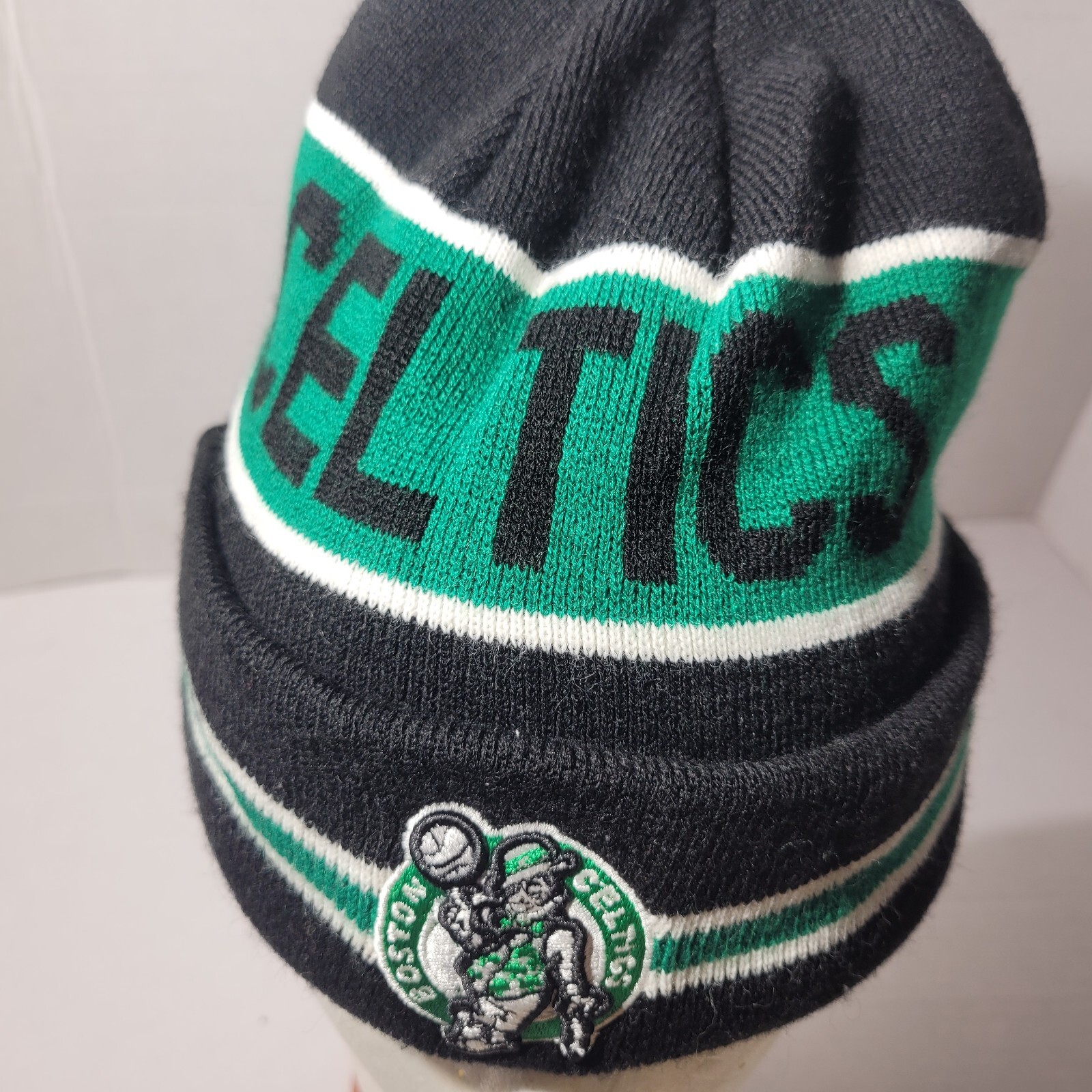 NBA Boston Celtics Logo Embroidered Cuffed Knit Basketball Beanie Jersey  Lined