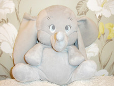 Disney DUMBO Elephant Plush Toy BIG & CUDDLY Disney Store💜JUMB0 DUMBO💜Superb💜