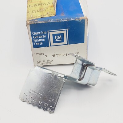 Engine Front Cover INDICATOR POINTER  354407 genuine GM NOS Gr 0 219 