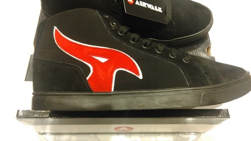 airwalk trainers black