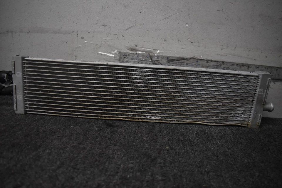 Radiador Volkswagen Touareg 2011-2015 fabricante original de fábrica Foto 4 de 4