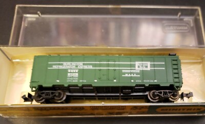 N-SCALE VTG 40' STEEL ICE REEFER ''BURLINGTION ROUTE'' RAPIDO COUPLER MINITRIX NEW